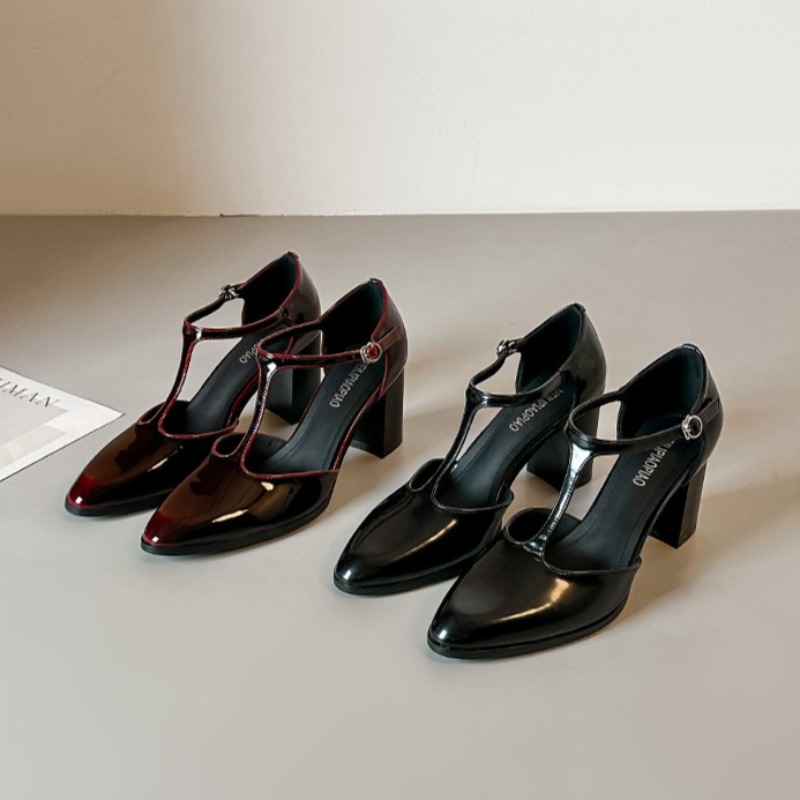 Mary Jane Shoes Black High Hee - огляд і ціна Leather Classic Strap